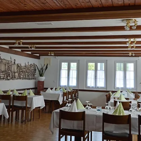 Gasthaus Krone Bed & Breakfast